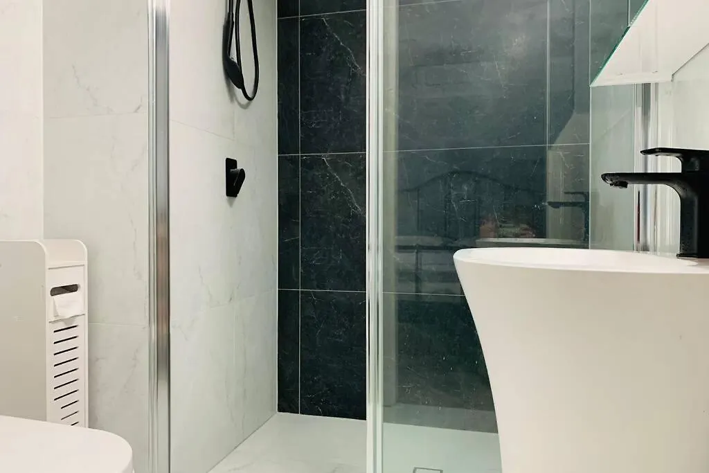 Southbank Modern Luxe Apartment Brisbane Australia